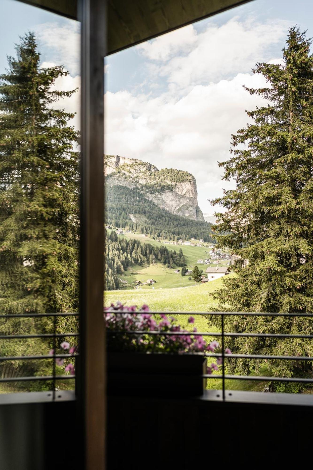 Hotel Belaval Selva di Val Gardena Exterior photo
